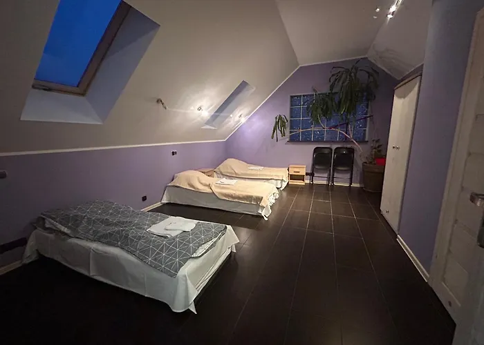 فيلة Roz Mosty (Puck)